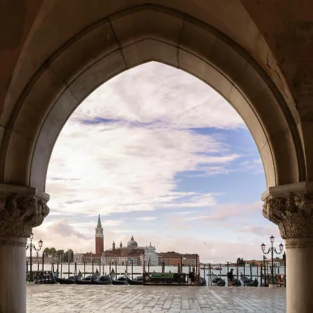 Numa Palazzo Orseolo 4*